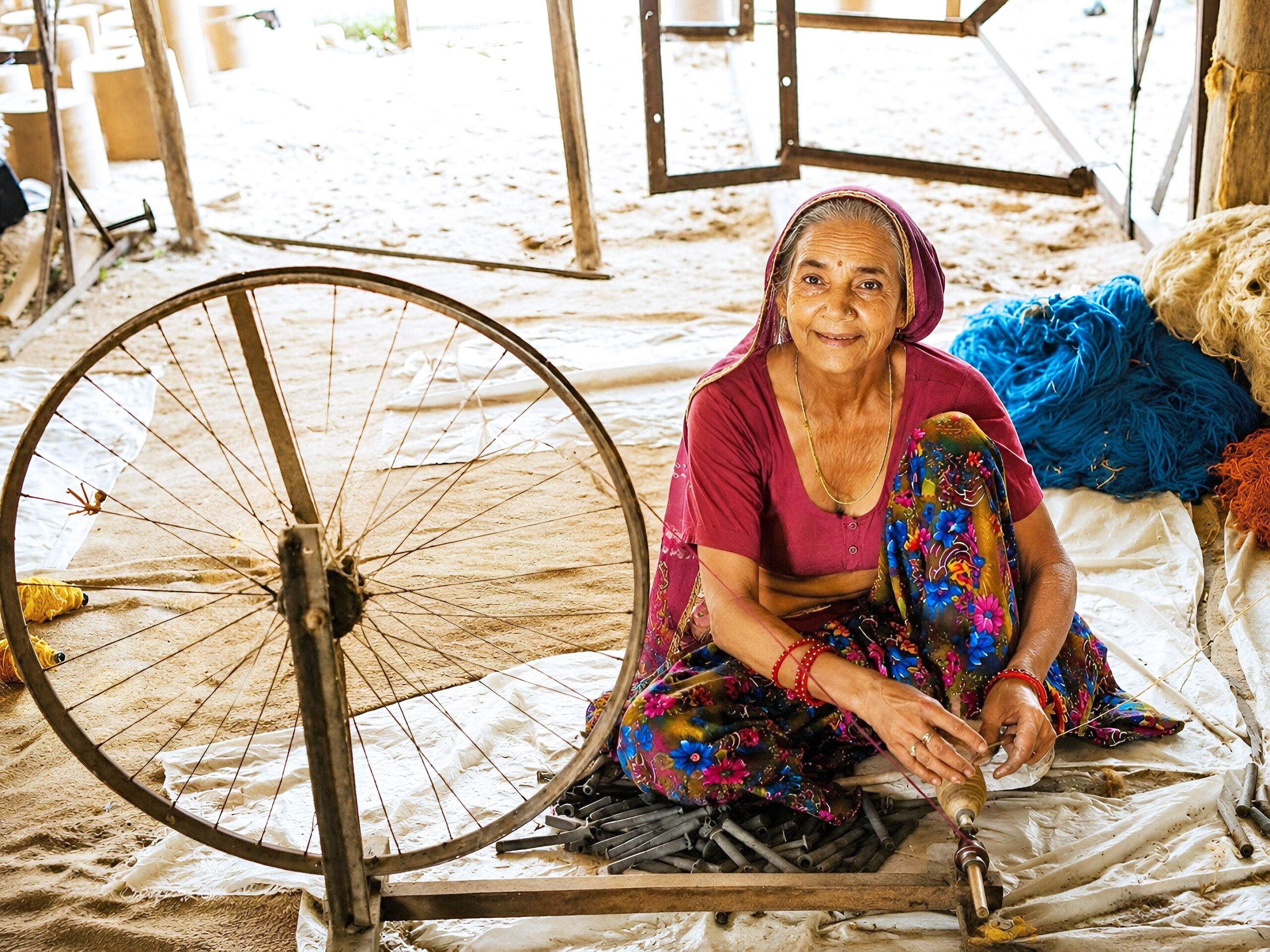 Handmade rug weaving at Emporio Rugs in Bhadohi