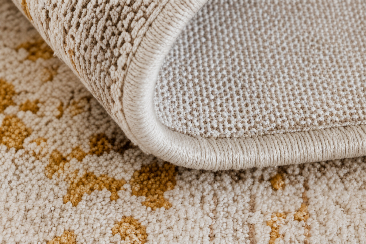 Handtufted rug pile height